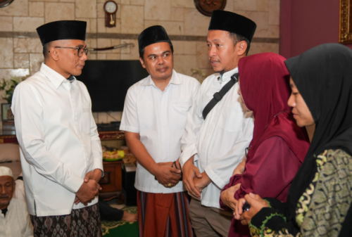 Partai Persatuan Pembangunan Takziah ke Kediaman Alm Mantan Dubes RI untuk Lebanon, Sekjen PPP: Jasa Beliau Banyak pada Partai PPP Digital - Takziah ke Kediaman Alm Mantan Dubes RI untuk Lebanon, Sekjen PPP: Jasa Beliau Banyak pada Partai